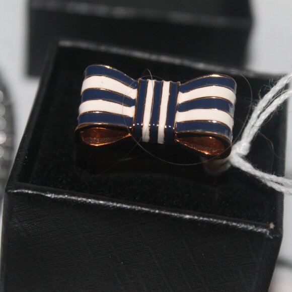 Auth $635 Coach Jewelry Lot Charm Necklace Chain Charm New Ring 925 Buttons - Picture 7 of 13